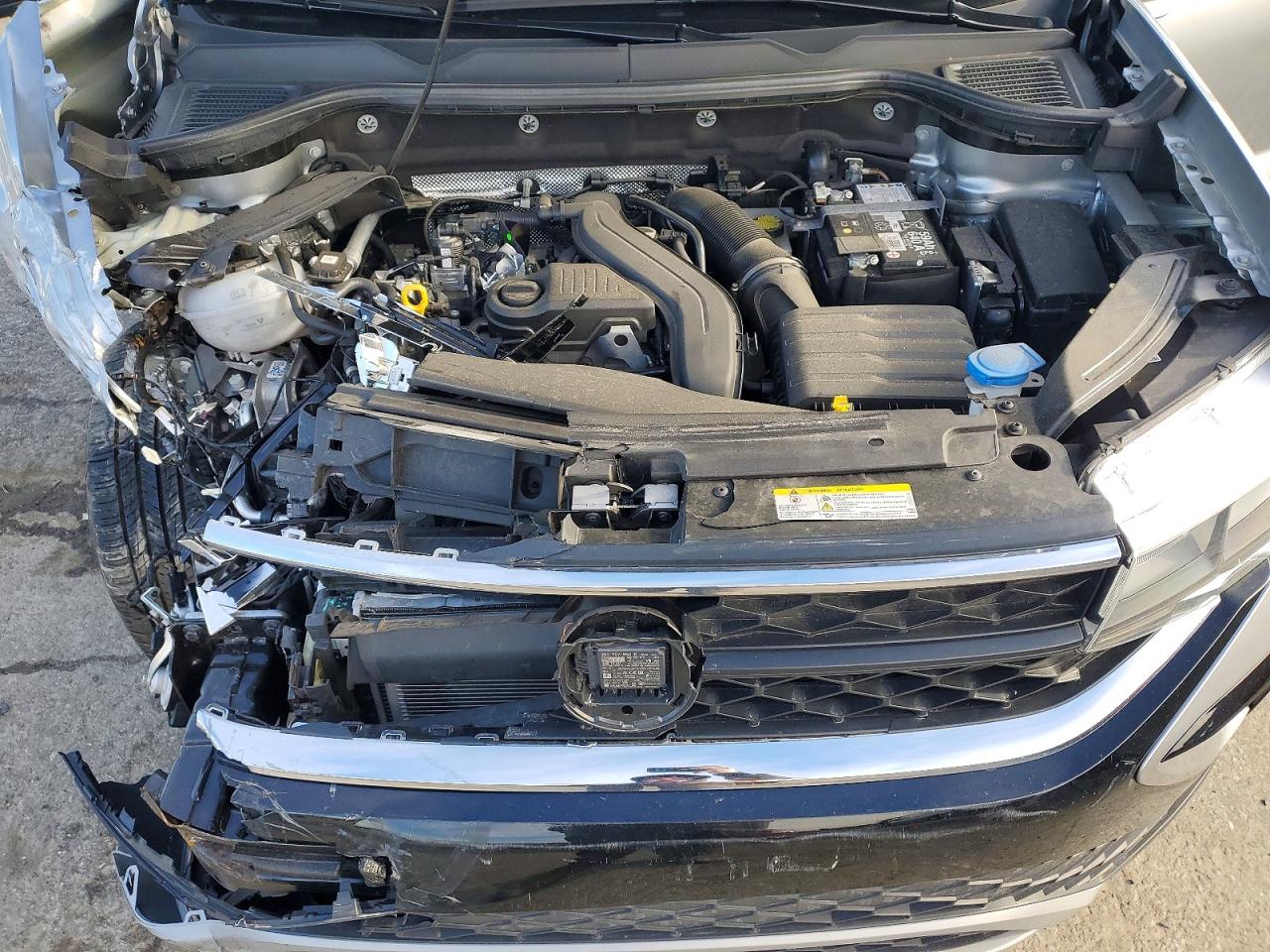 2024 VOLKSWAGEN TAOS S photo 12
