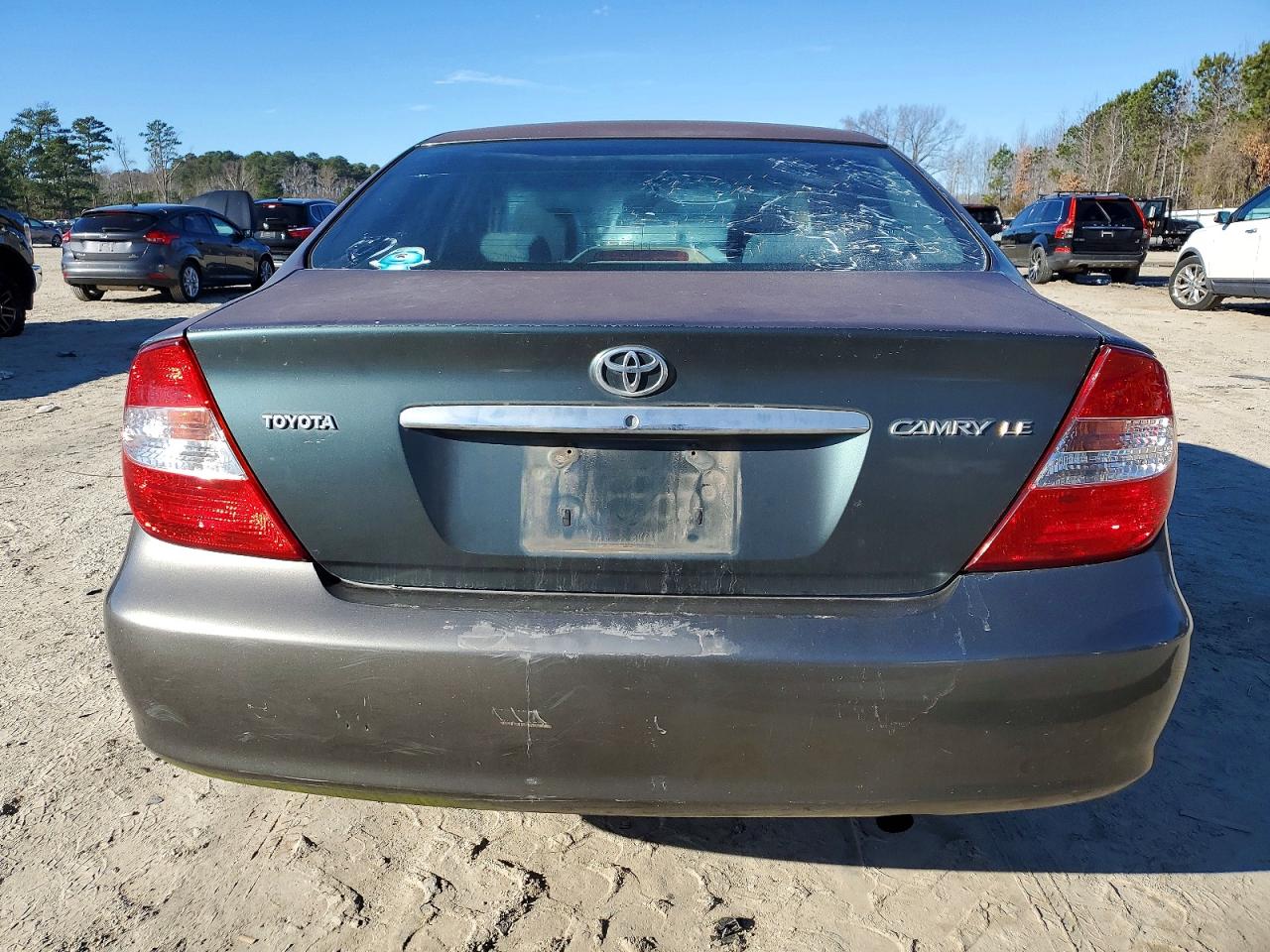 2002 TOYOTA CAMRY LE photo 6