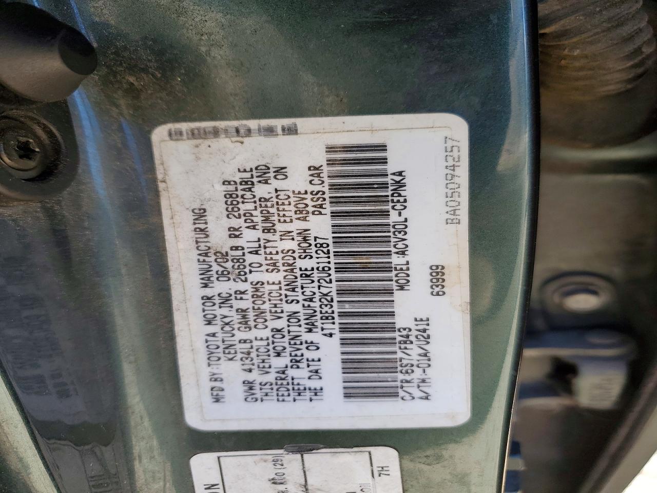 2002 TOYOTA CAMRY LE photo 12