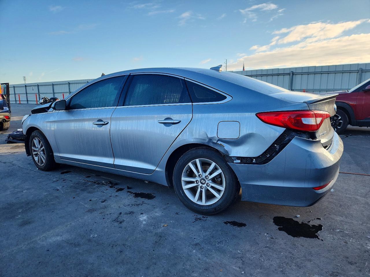 2016 HYUNDAI SONATA SE photo 2