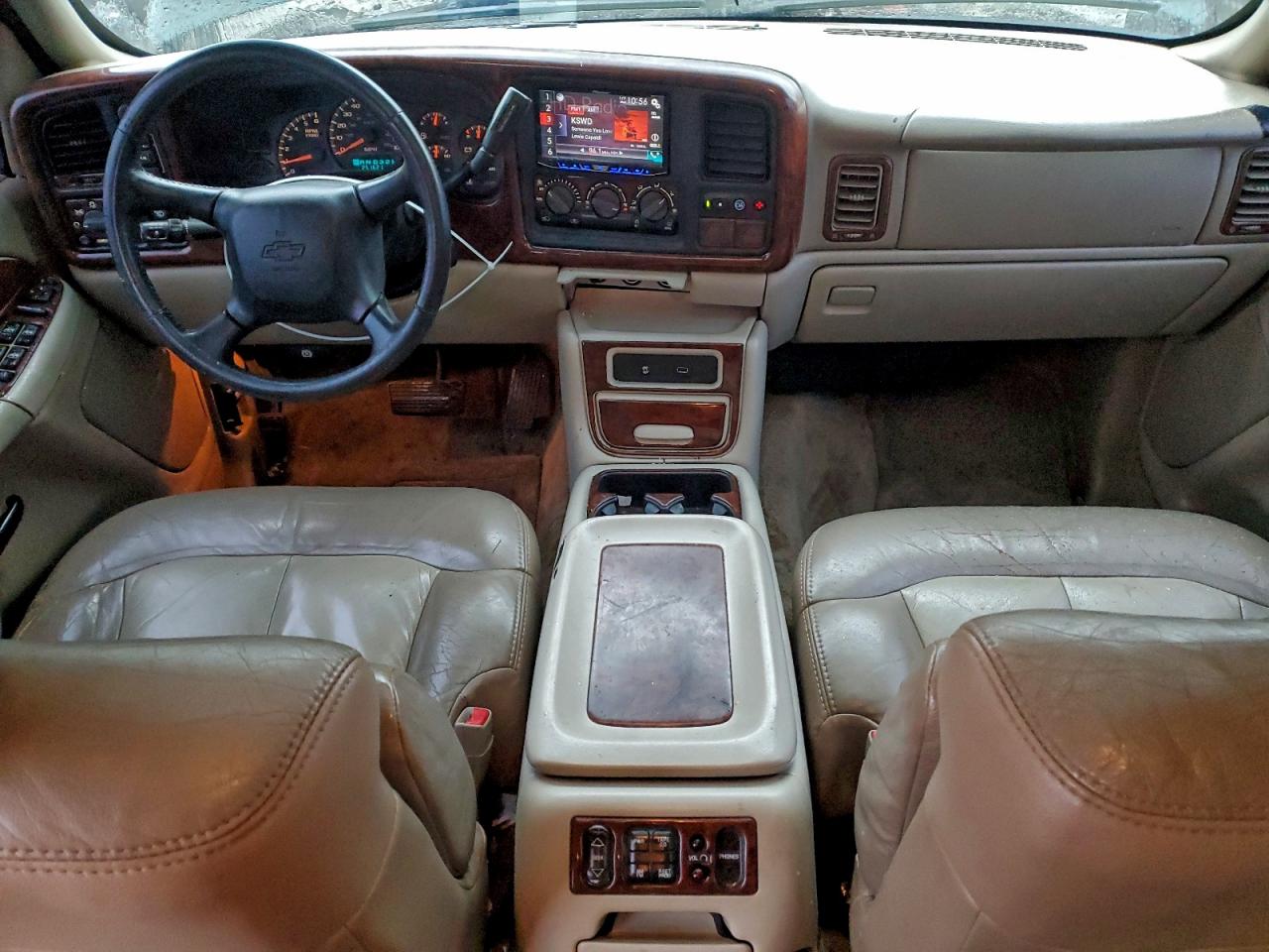 2002 CHEVROLET SUBURBAN K1500 photo 8