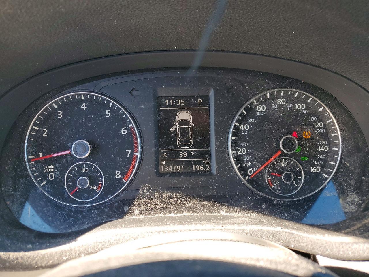 2014 VOLKSWAGEN PASSAT SE photo 9
