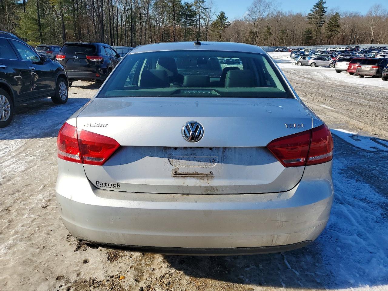 2014 VOLKSWAGEN PASSAT SE photo 6
