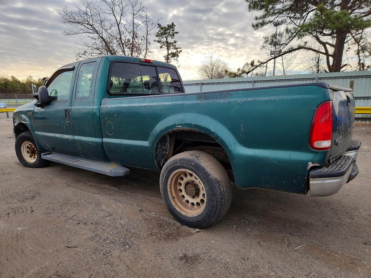 2000 FORD F250 SUPER DUTY photo 2