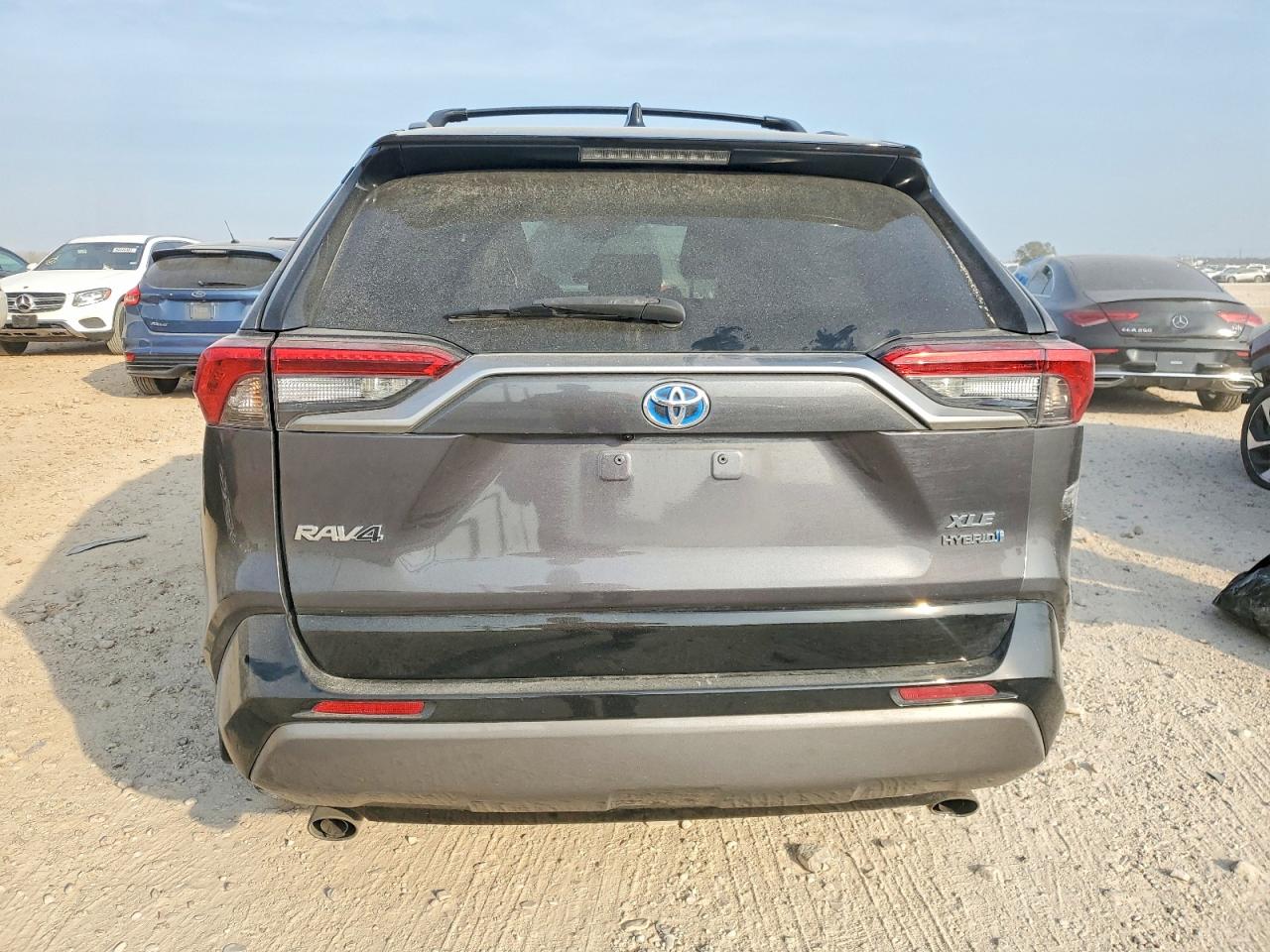 2021 TOYOTA RAV4 XSE photo 6