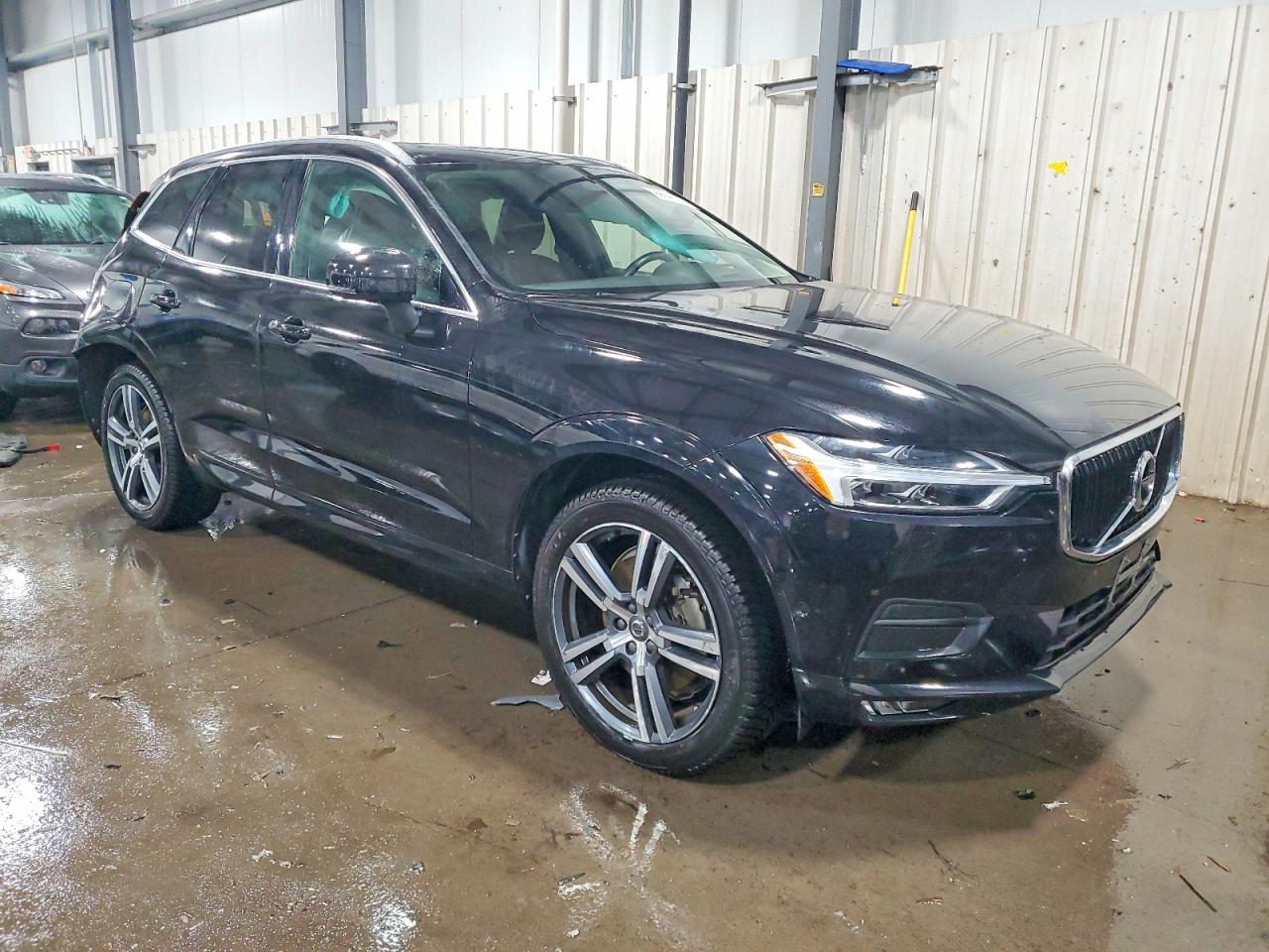 2019 VOLVO XC60 T6 photo 4