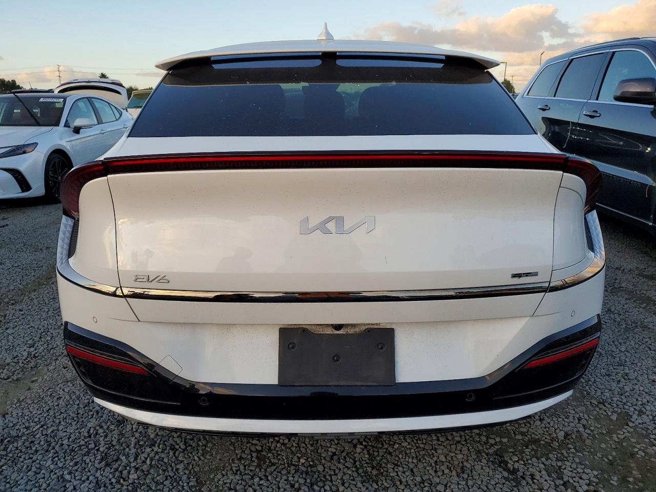 2022 KIA EV6 GT LINE photo 6
