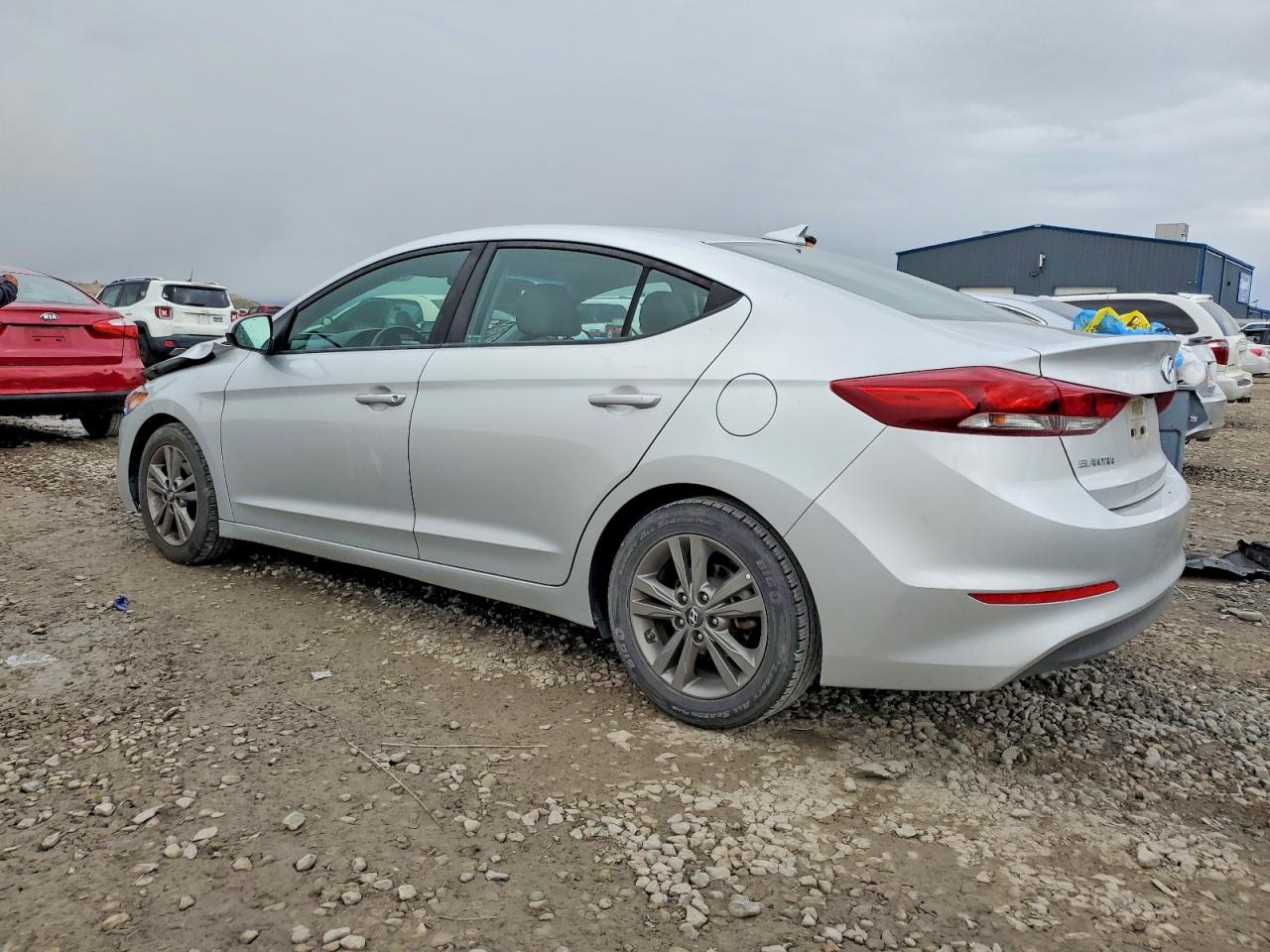 2018 HYUNDAI ELANTRA SEL photo 2