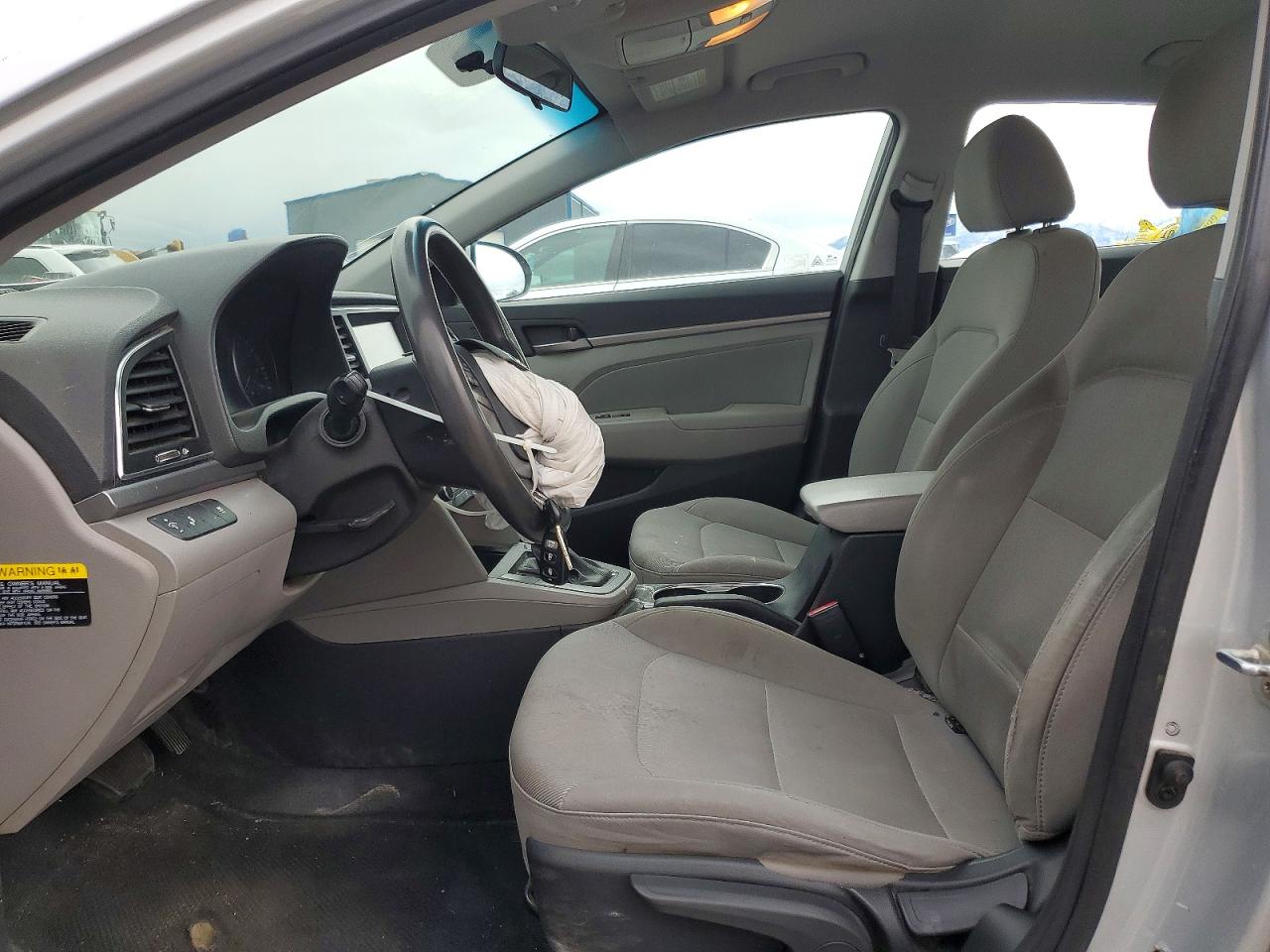 2018 HYUNDAI ELANTRA SEL photo 7