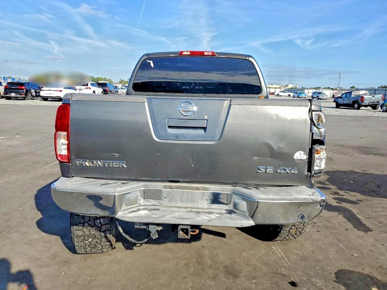 2005 NISSAN FRONTIER CREW CAB LE photo 6