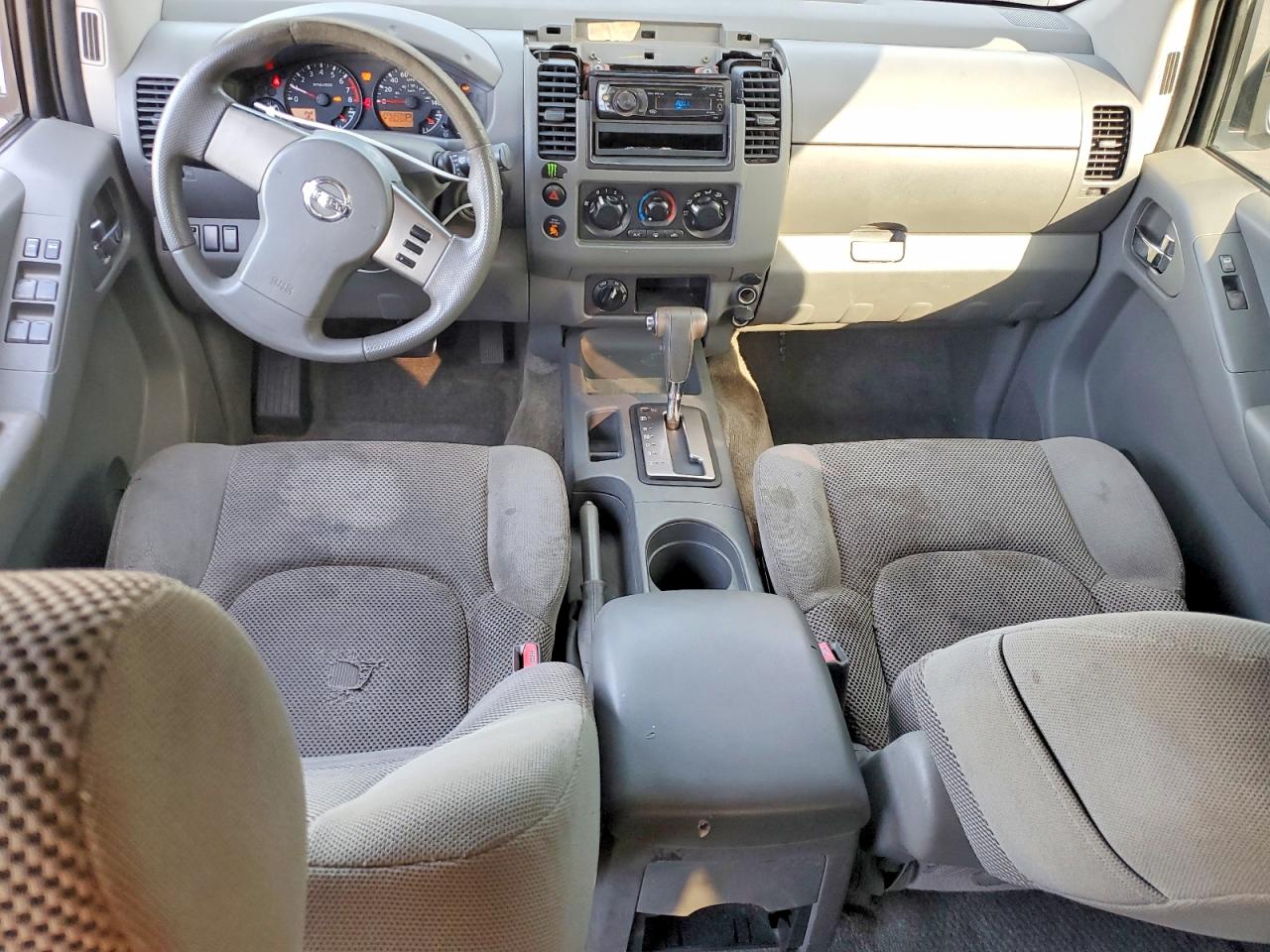 2005 NISSAN FRONTIER CREW CAB LE photo 8