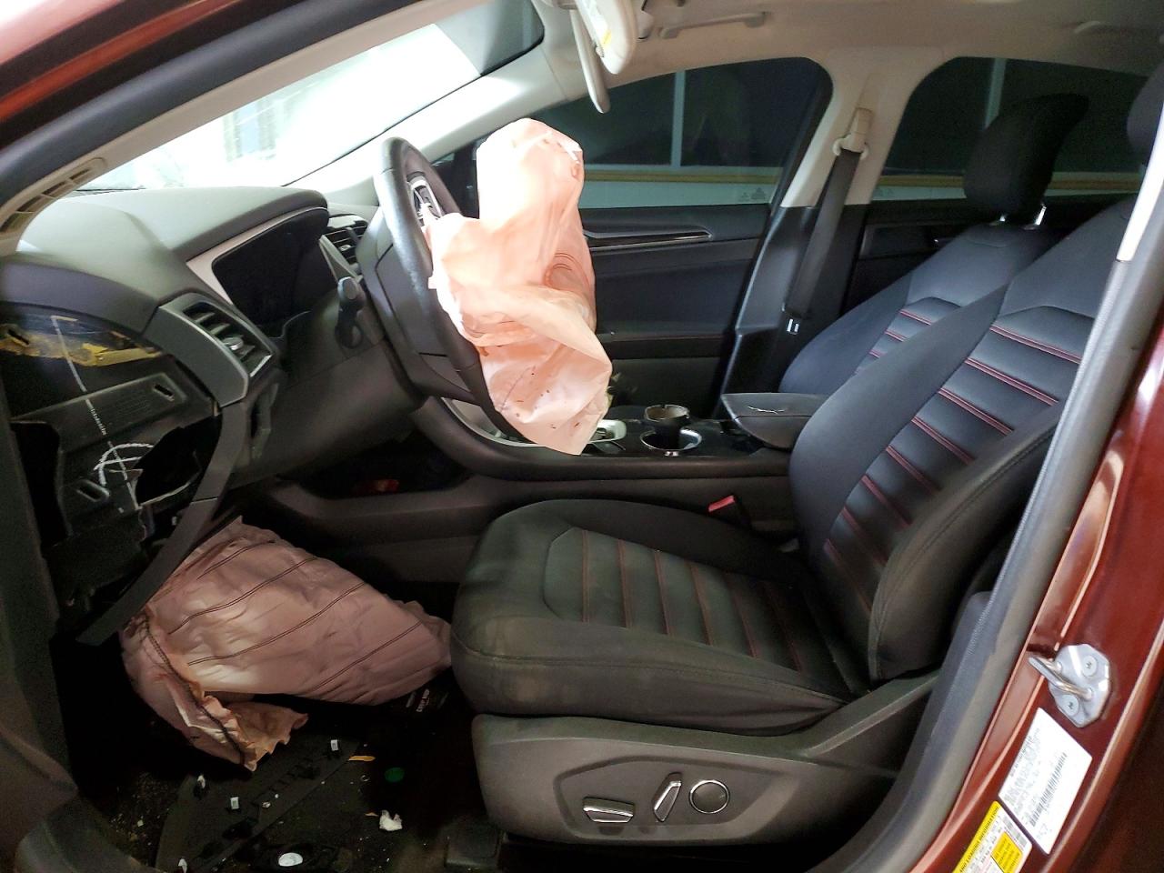 2015 FORD FUSION SE photo 13
