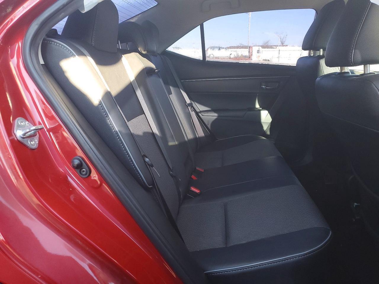 2016 TOYOTA COROLLA L photo 10