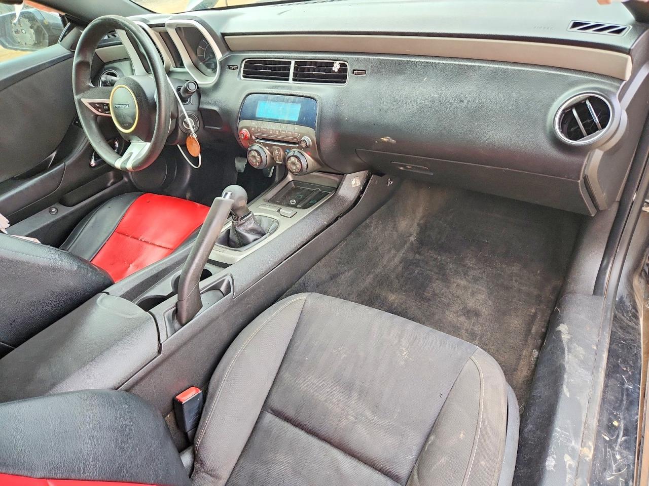 2011 CHEVROLET CAMARO LS photo 15