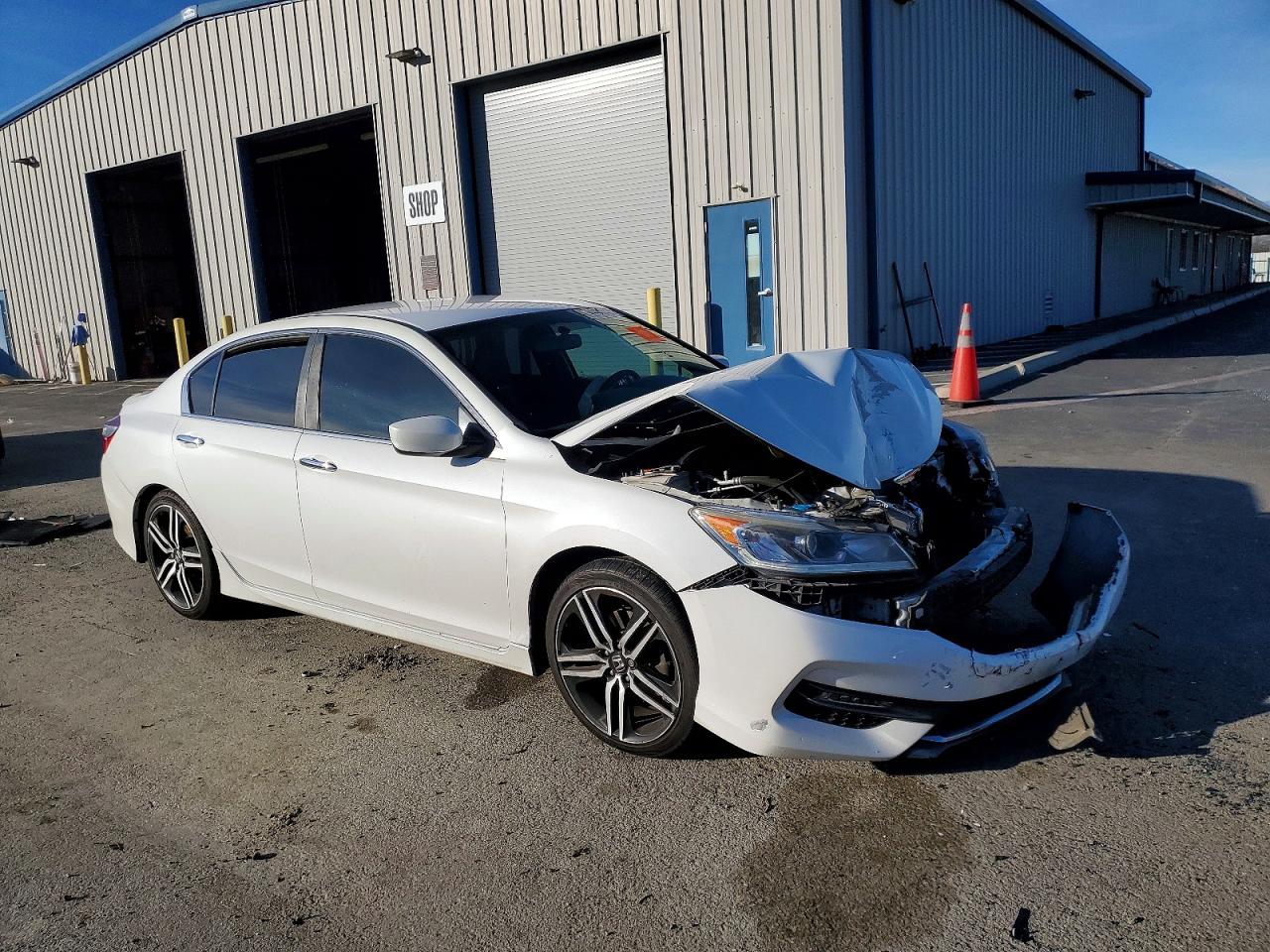 2016 HONDA ACCORD SPORT photo 4