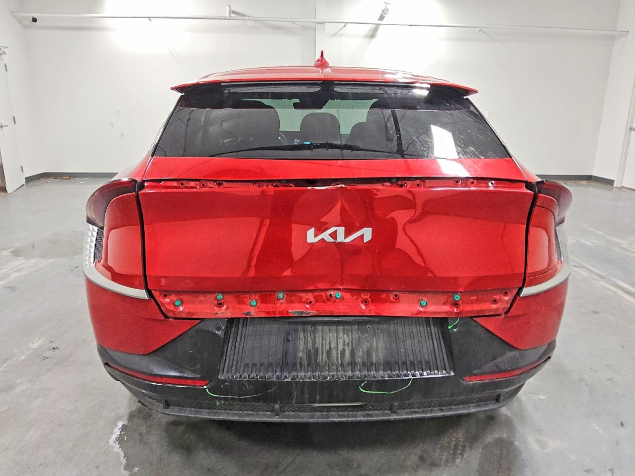 2023 KIA EV6 LIGHT photo 6