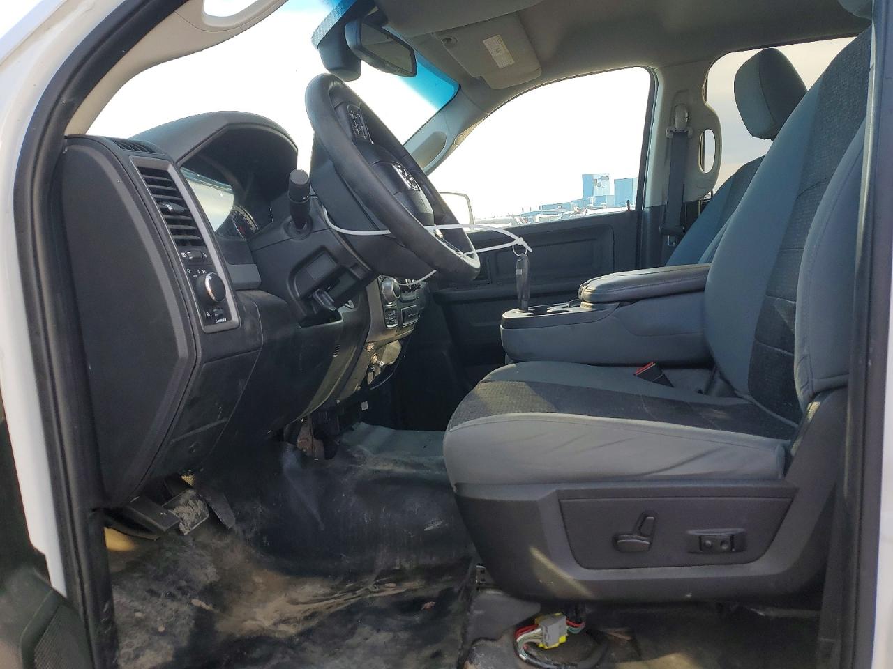 2019 RAM 1500 CLASSIC TRADESMAN photo 7