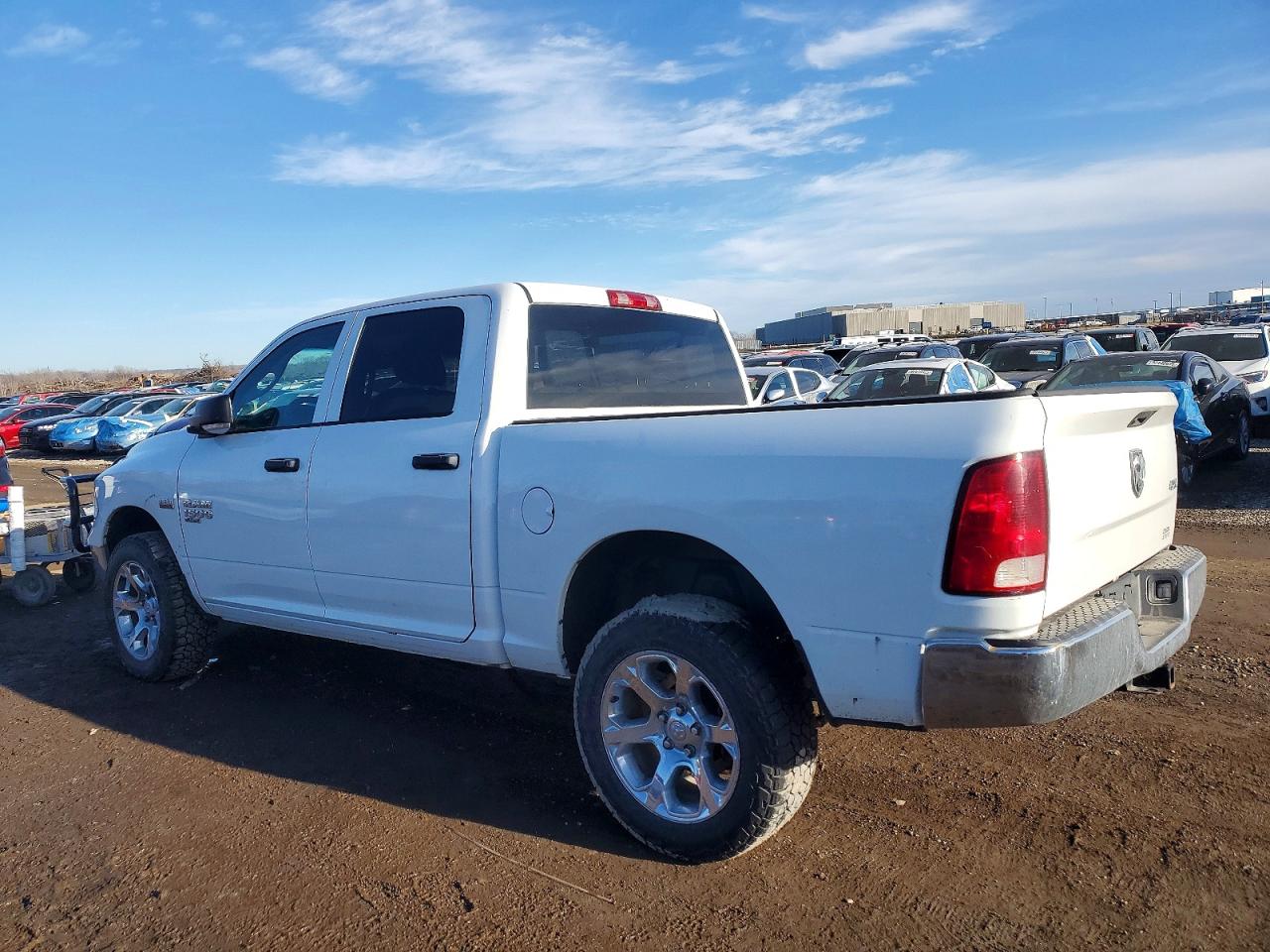 2019 RAM 1500 CLASSIC TRADESMAN photo 2