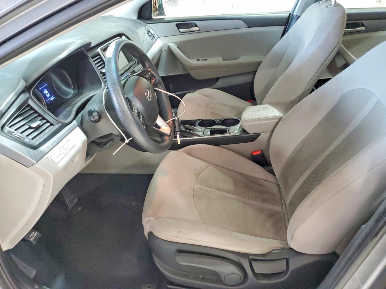 2018 HYUNDAI SONATA SE photo 7