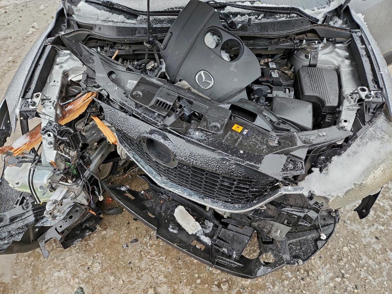 2015 MAZDA CX-5 GT photo 12