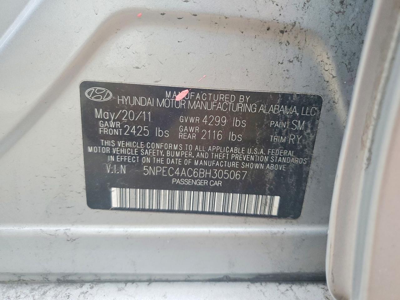 2011 HYUNDAI SONATA SE photo 12