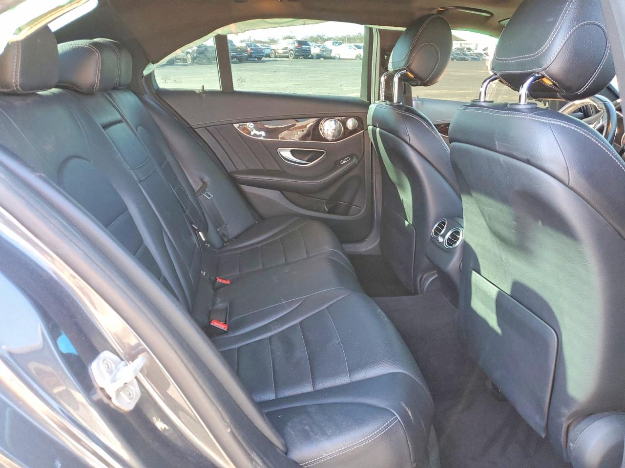 2015 MERCEDES-BENZ C 300 photo 10