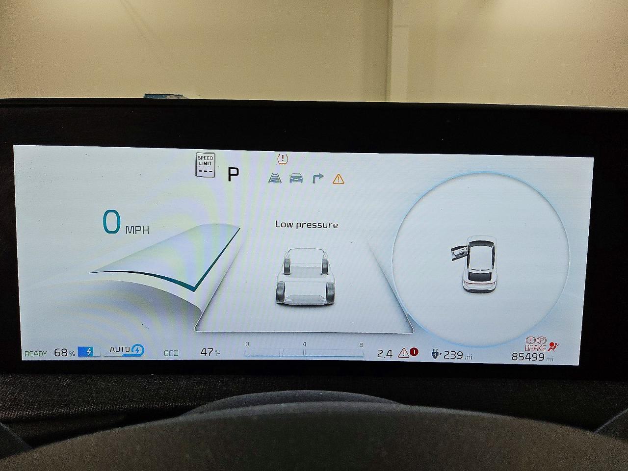 2023 KIA EV6 LIGHT photo 9