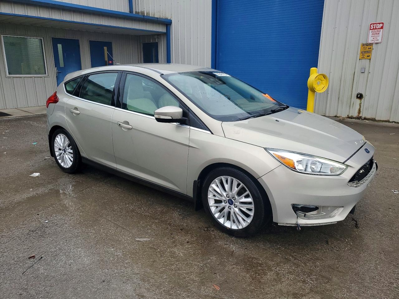 2015 FORD FOCUS TITANIUM photo 7