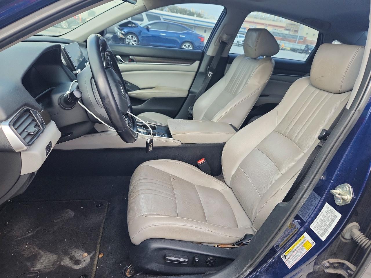 2018 HONDA ACCORD EXL photo 7