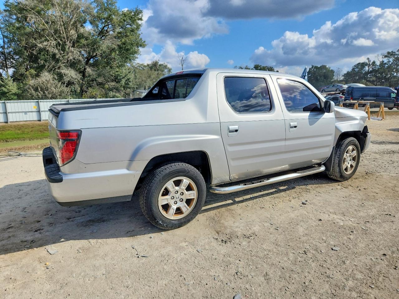 2013 HONDA RIDGELINE RTS photo 3