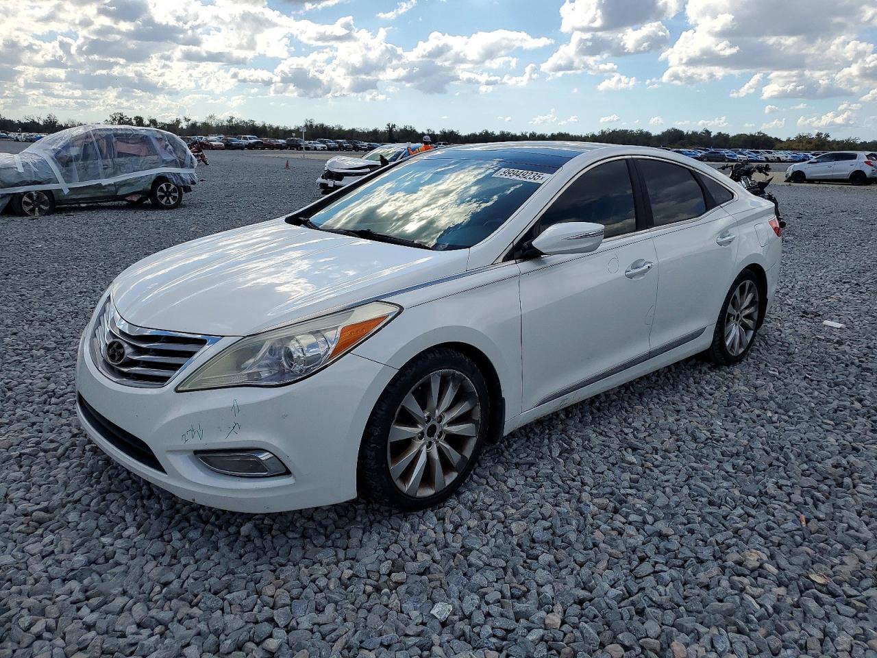 2013 HYUNDAI AZERA