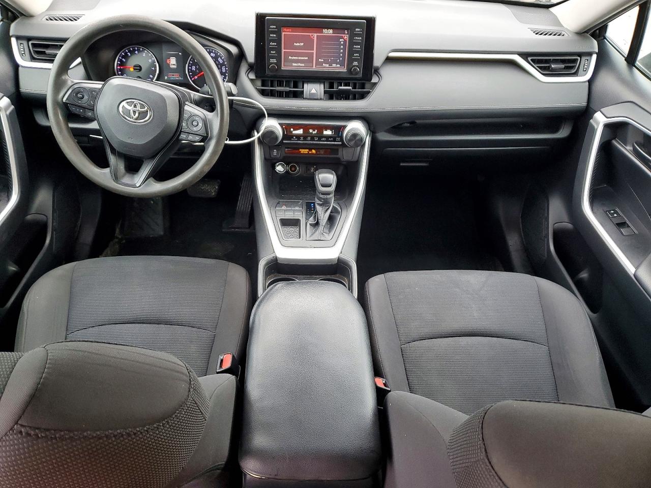 2019 TOYOTA RAV4 LE photo 8