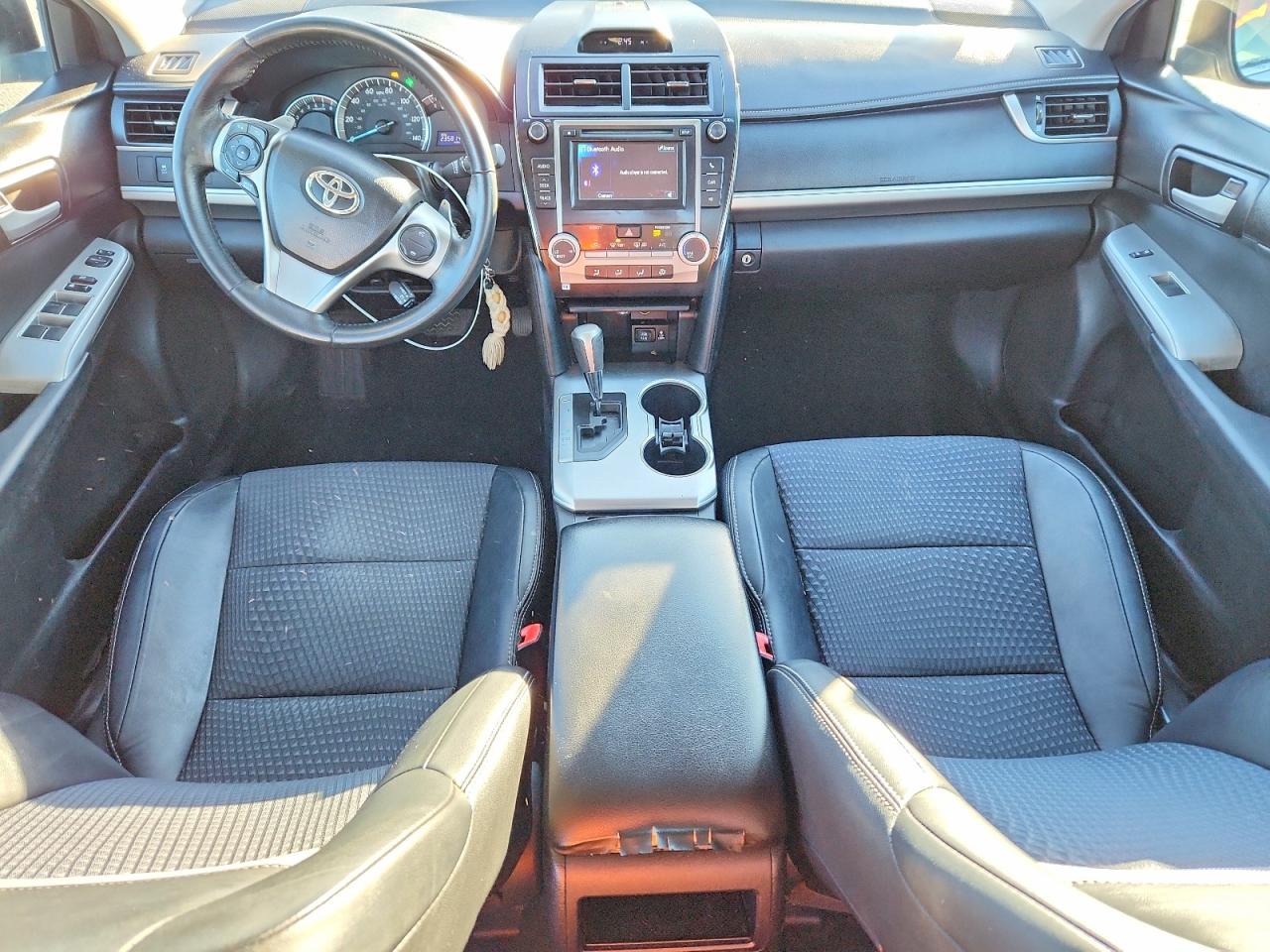 2013 TOYOTA CAMRY L photo 8