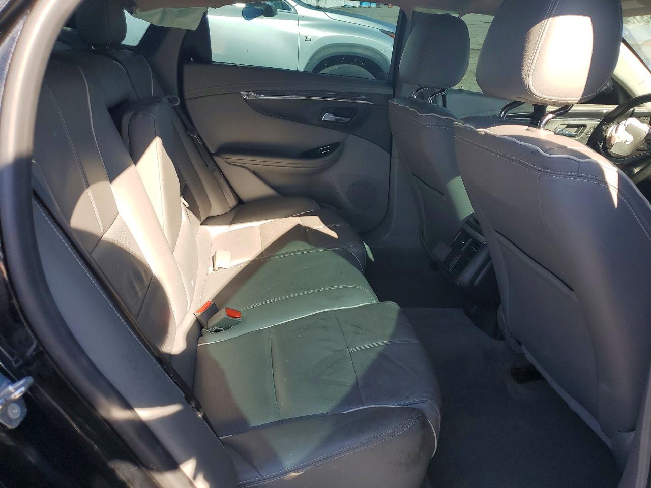 2018 CHEVROLET IMPALA PREMIER photo 10