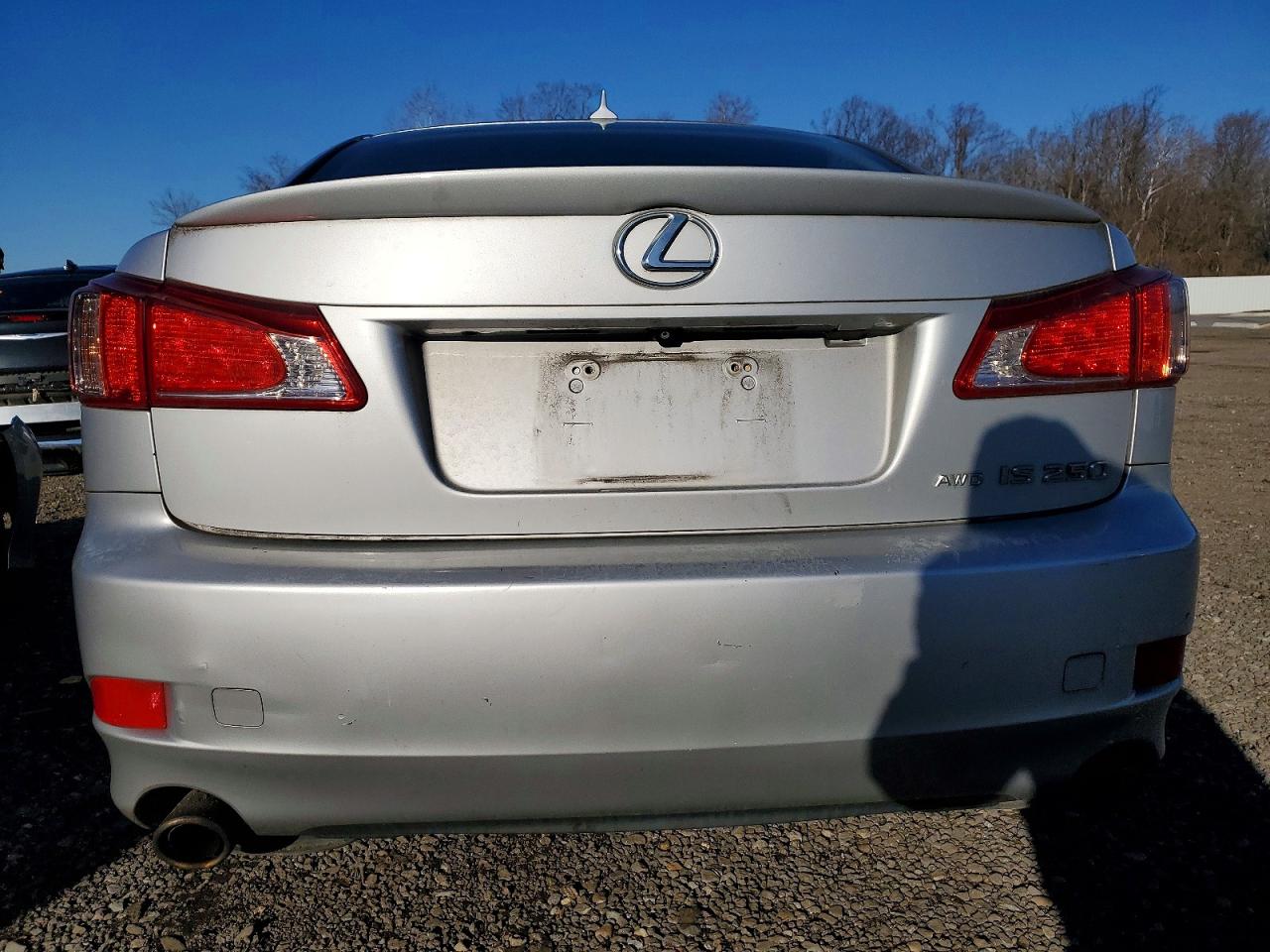 2011 LEXUS IS 250 photo 6