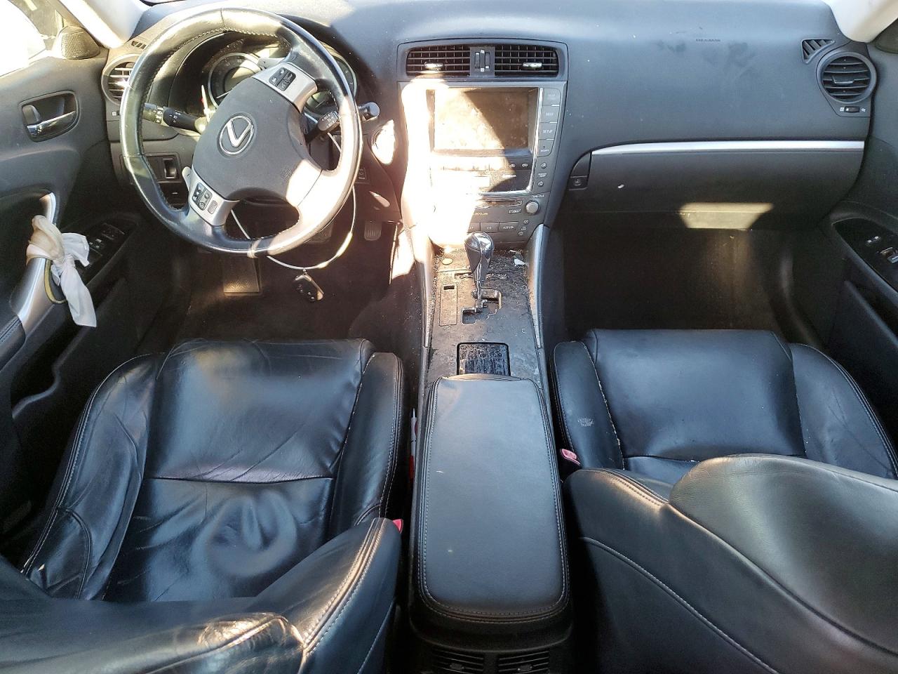 2011 LEXUS IS 250 photo 8