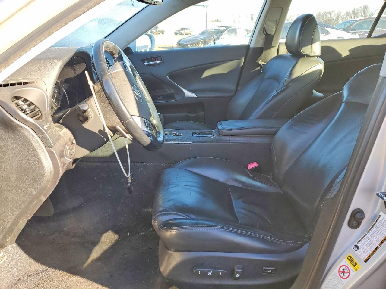 2011 LEXUS IS 250 photo 7