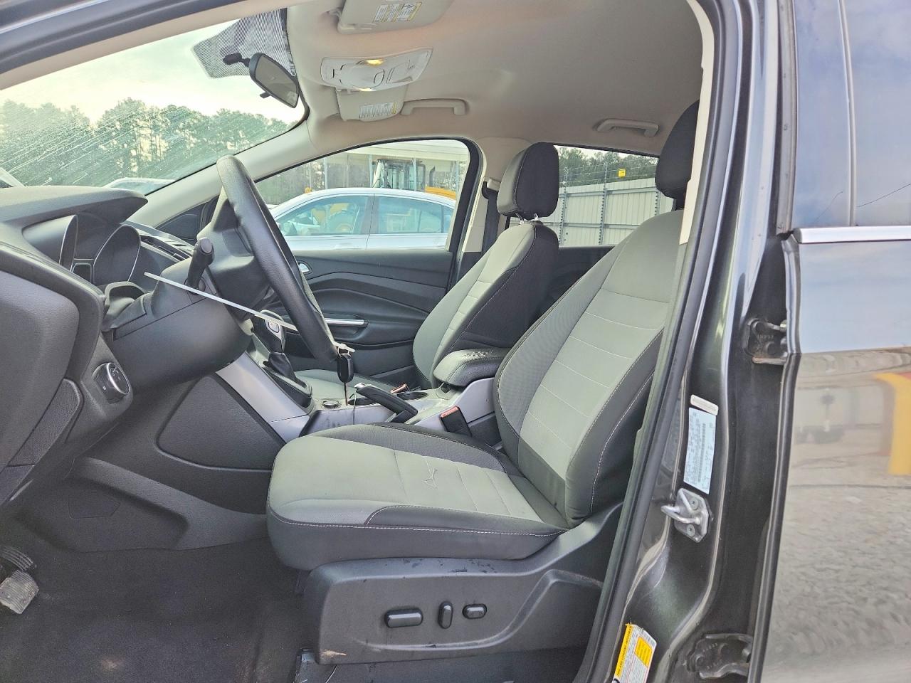 2016 FORD ESCAPE SE photo 7