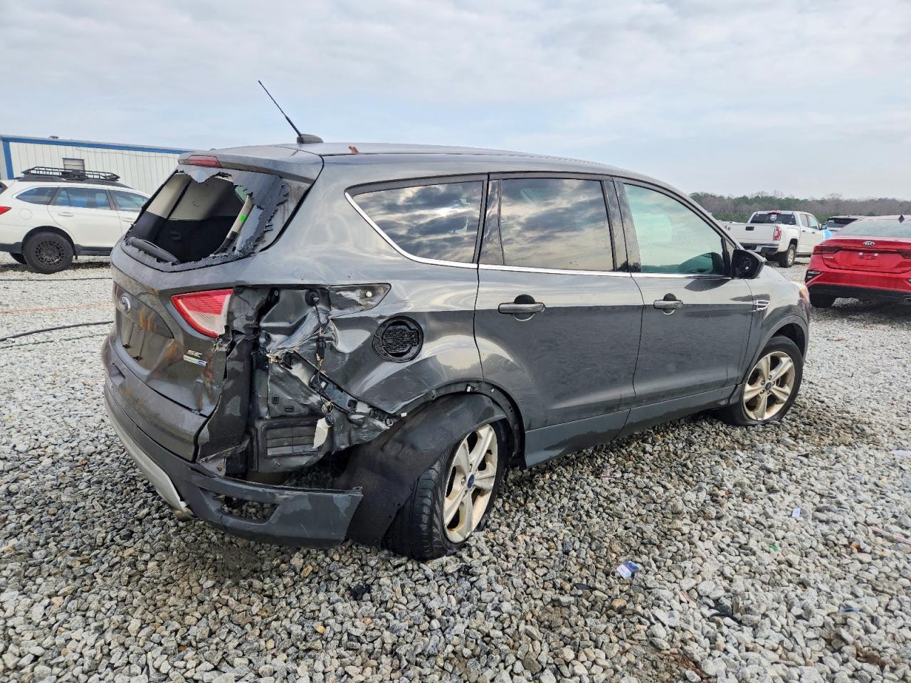 2016 FORD ESCAPE SE photo 3