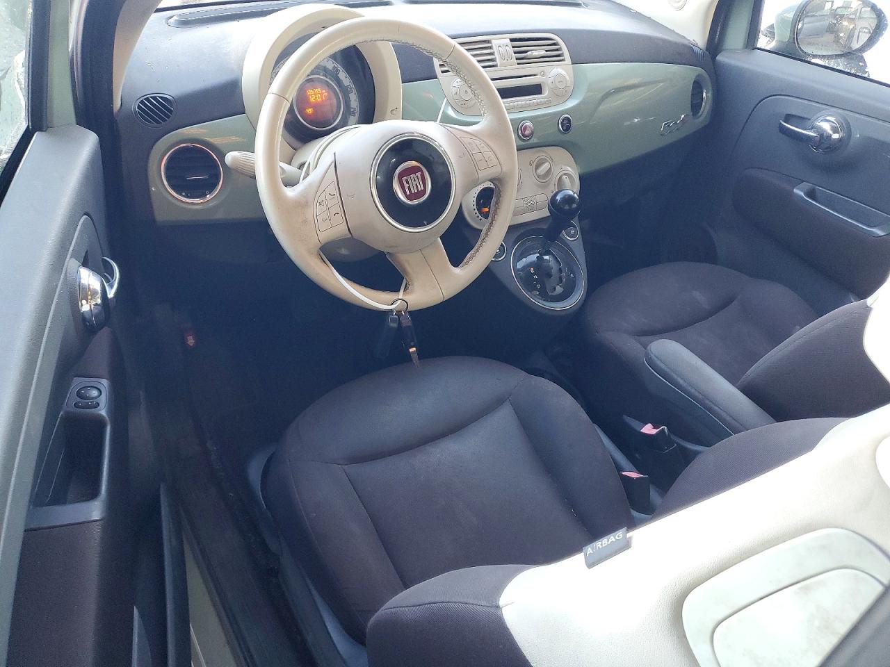 2012 FIAT 500 POP photo 8