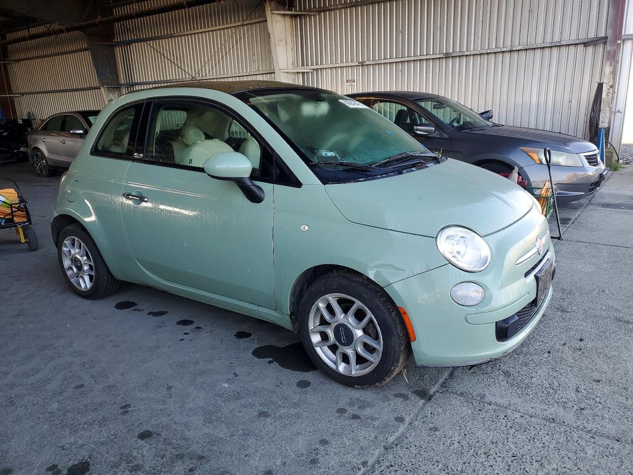 2012 FIAT 500 POP photo 4