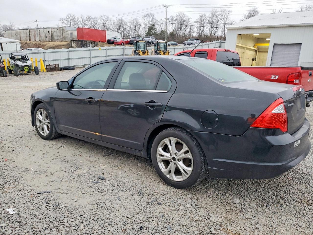 2012 FORD FUSION SE photo 2
