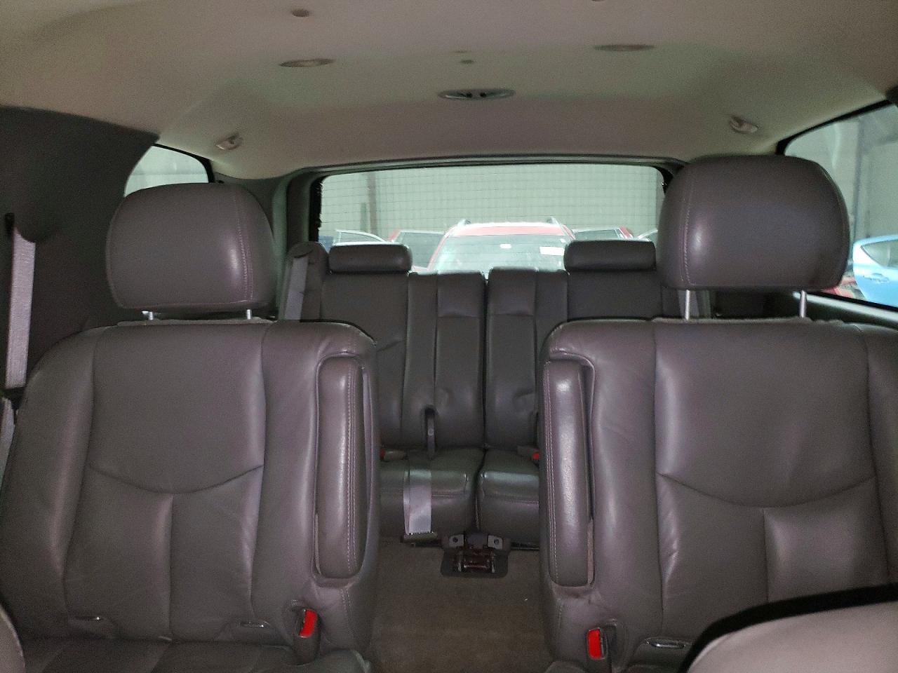 2003 CHEVROLET TAHOE K1500 photo 10