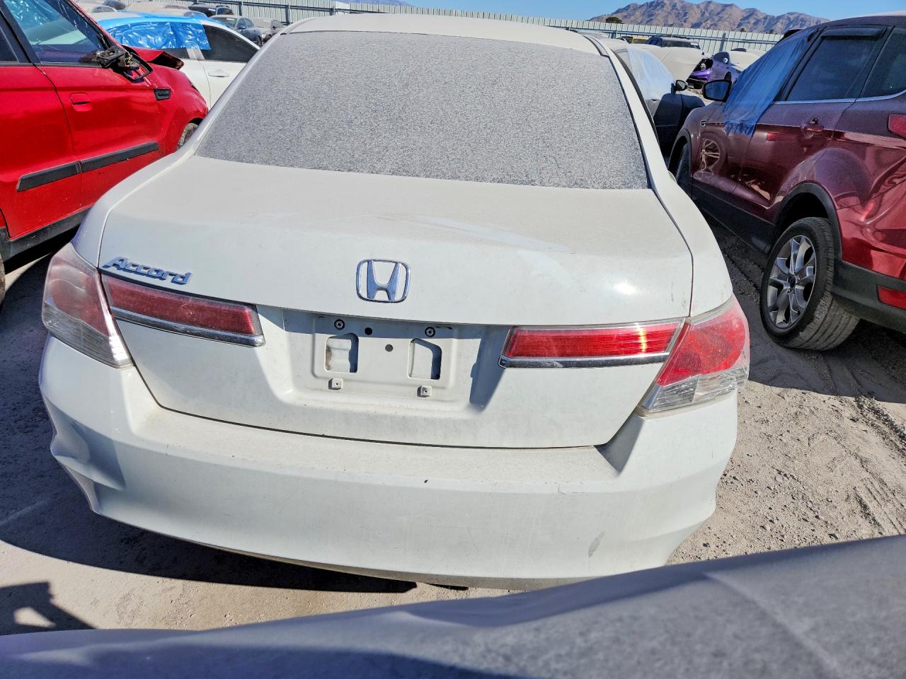 2012 HONDA ACCORD LX photo 6