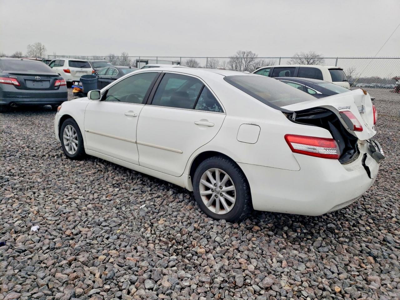 2010 TOYOTA CAMRY BASE photo 2