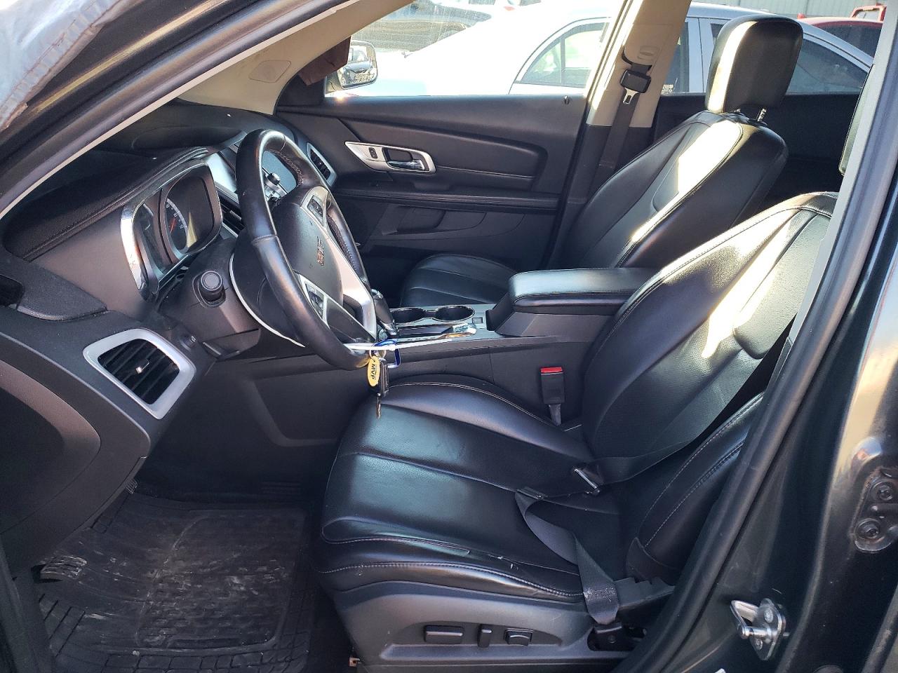 2017 GMC TERRAIN SLT photo 7
