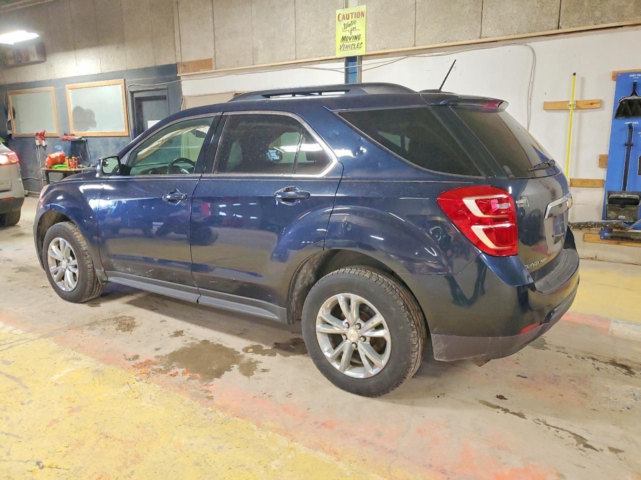 2017 CHEVROLET EQUINOX LT photo 2