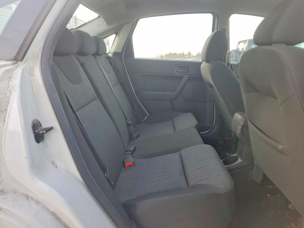 2009 FORD FOCUS SE photo 10