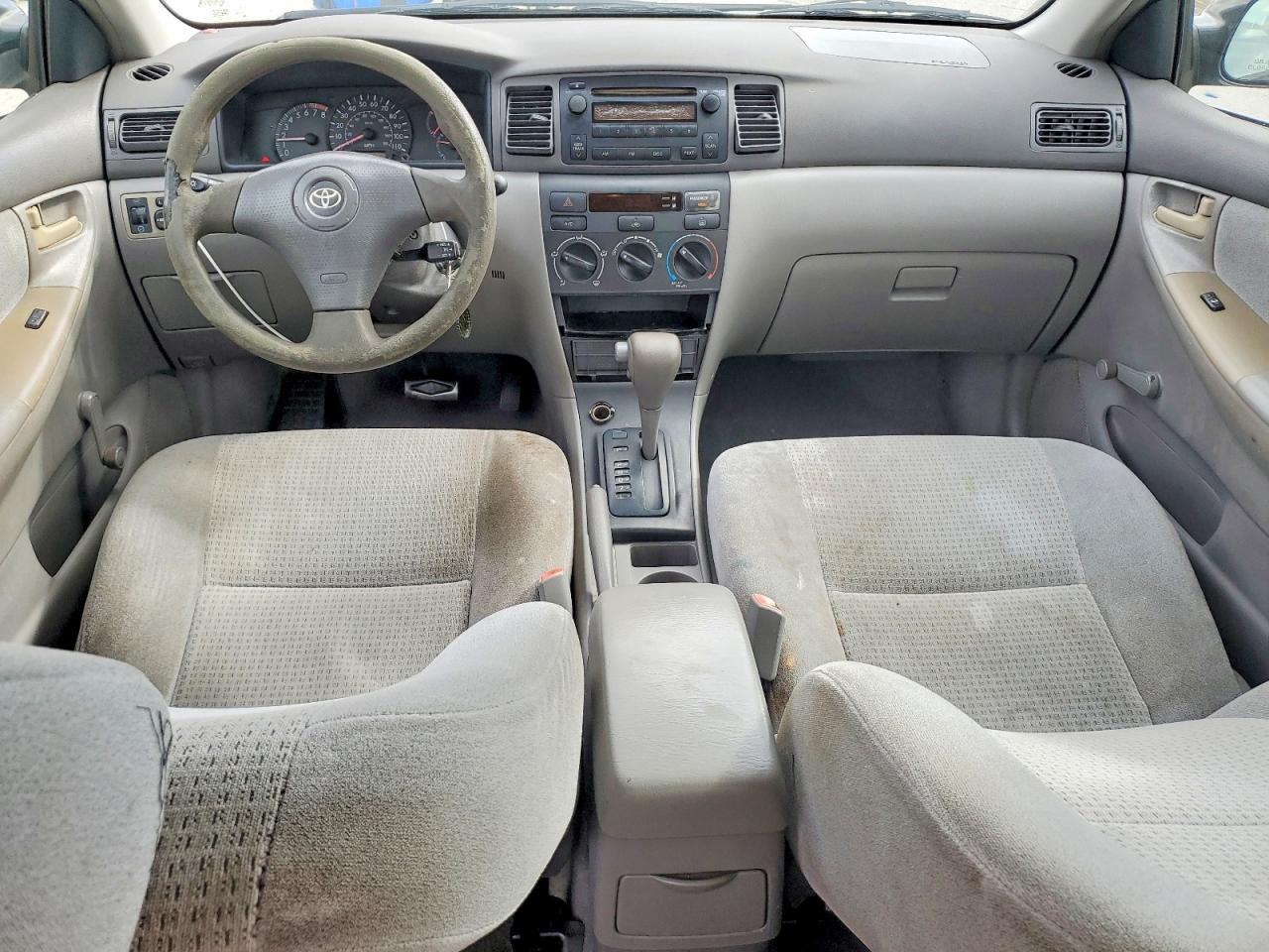2005 TOYOTA COROLLA CE photo 8