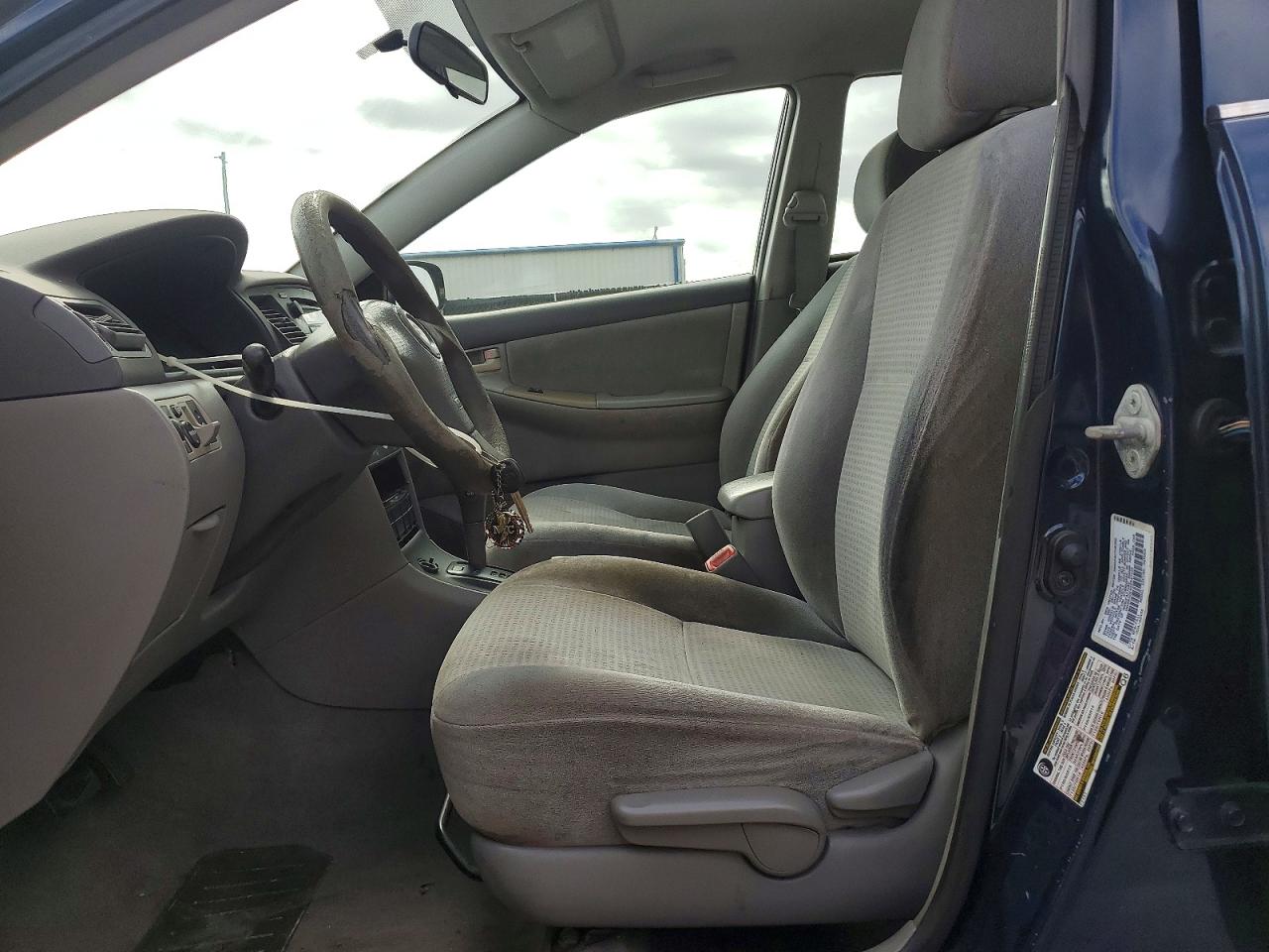 2005 TOYOTA COROLLA CE photo 7